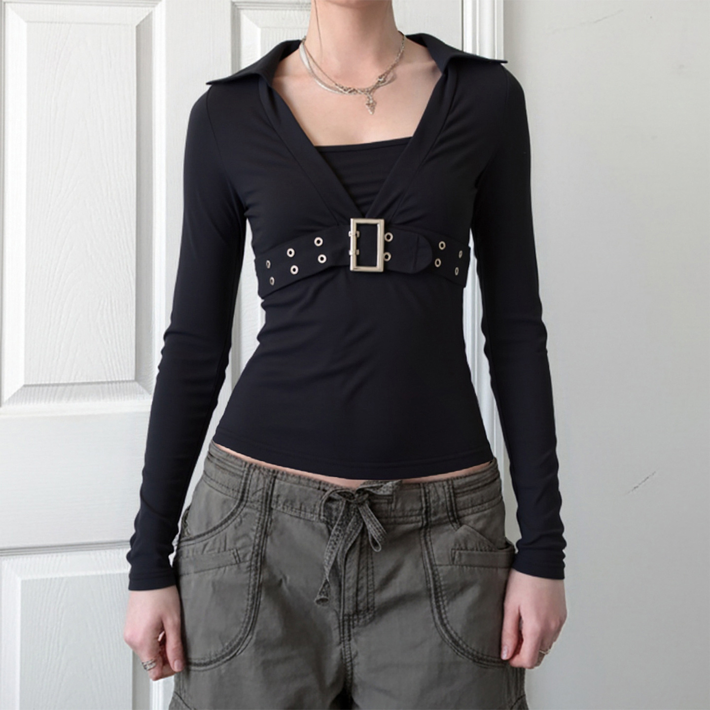 Street style metal buckle T-shirt 街头风修身金属扣T恤上衣女