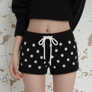 Knitted low waisted shorts波点针织低腰系带短裤甜辣休闲三分裤