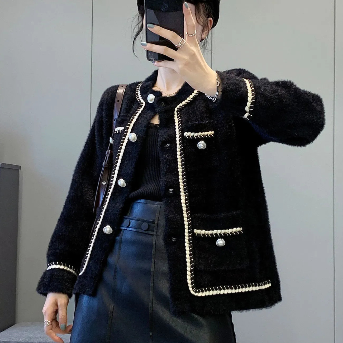 小香风仿水貂绒加厚短外套女秋季百搭新款洋气针织开衫毛衣上衣