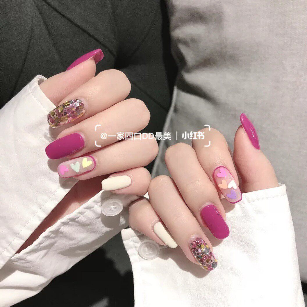 yoyo手工穿戴美甲显白爱心玫红紫亮片甲片小红书气质网红贴片成品
