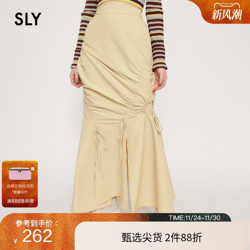 解构抽褶设计，不规则下摆