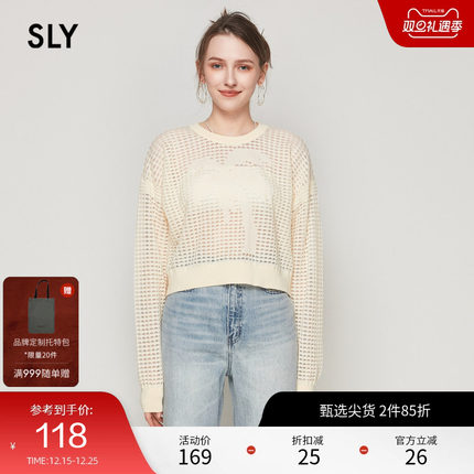 SLY 冬季新品镂空设计椰林圆领休闲针织衫女038GSU70-5230