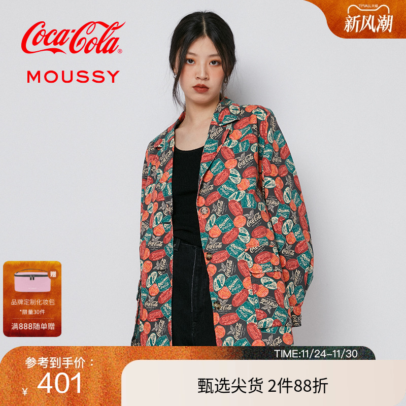 MOUSSY&Coca-Cola联名系列  背后廓形 logo