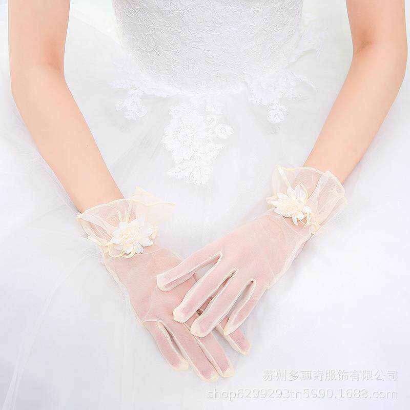 新款新娘婚纱蕾丝花朵手套香槟色网纱短款结婚防晒女手套简约夏薄