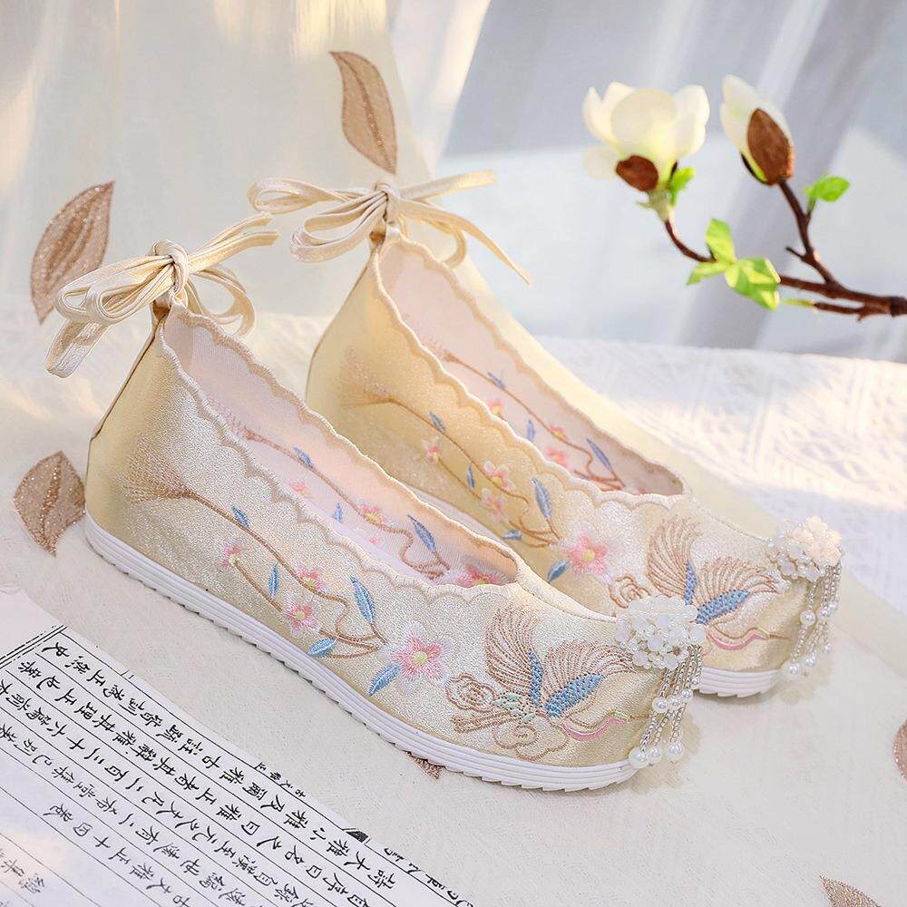 爆珠汉服鞋子女古风内增高平底古装老北京布鞋绣花鞋软底学生礼物