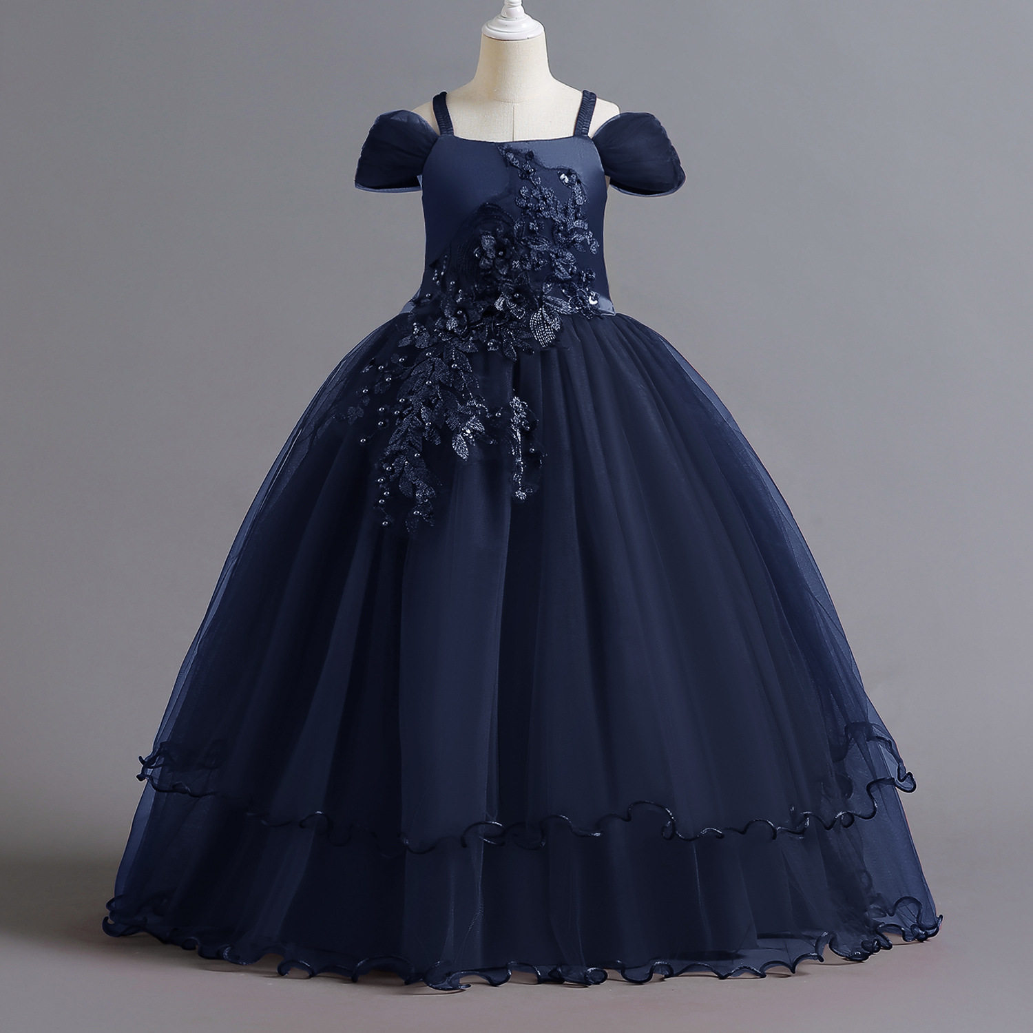 2026外贸儿童走秀晚礼服一字肩公主裙花童婚纱蓬蓬女童钢琴演出服