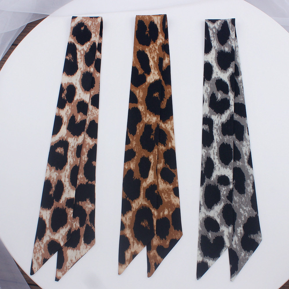 法式春秋季新款欧美豹纹女士仿真丝百搭小领巾小丝巾围巾