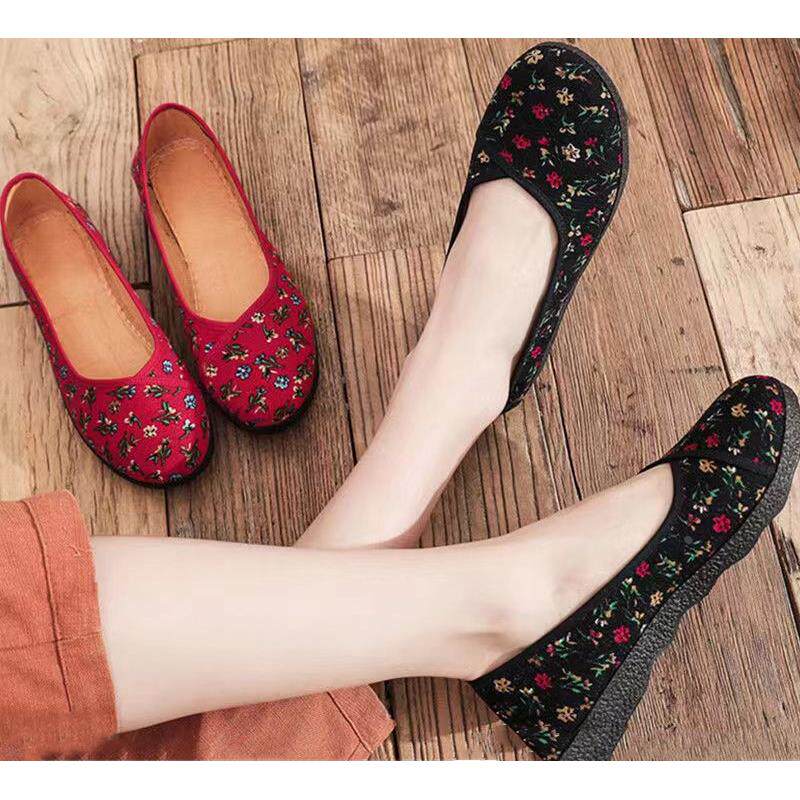 春秋夏老北京布鞋广场舞蹈鞋中老年妈妈鞋单鞋碎花软底女鞋子礼物