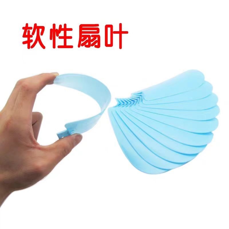 风扇叶片小型塑料小吊扇迷你夹电扇5片4页配件直插式通用风叶子