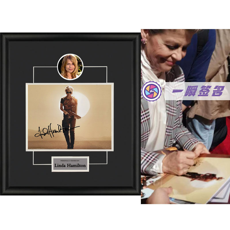 终结者6黑暗命运 琳达汉密尔顿 亲笔签名照片 含证书 裱框 收藏