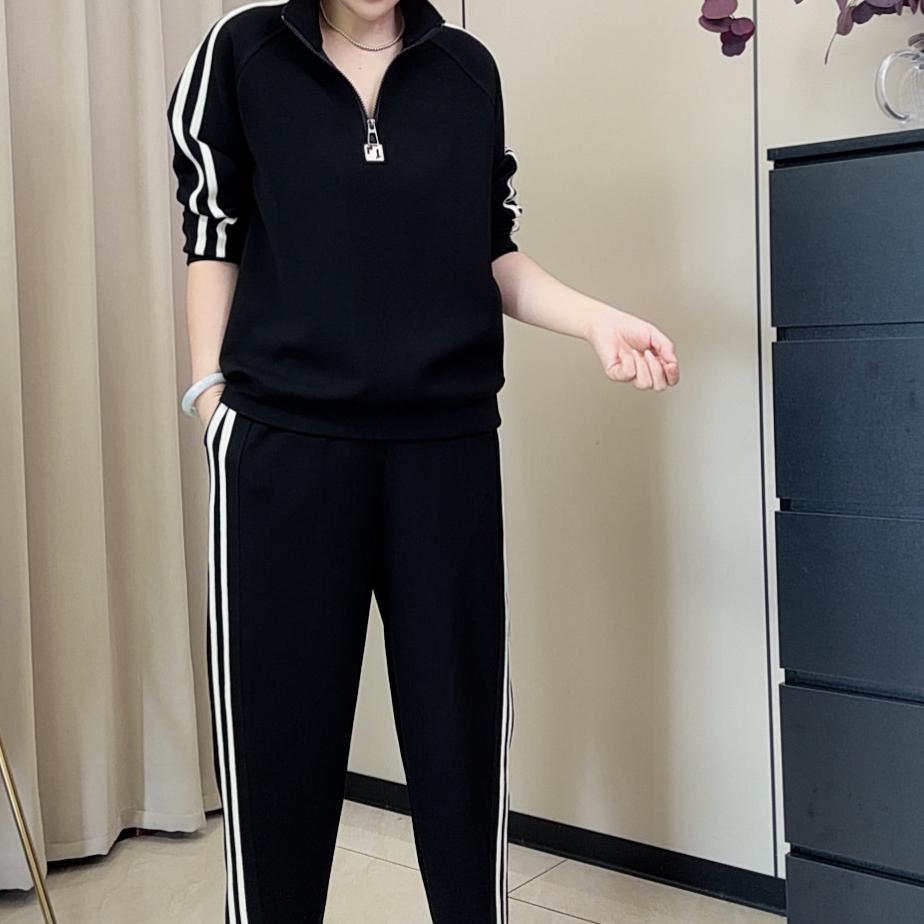 时尚休闲运动风套装女