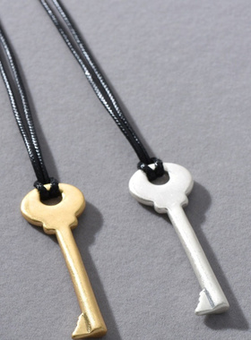欧美个性时尚重工金属钥匙吊坠长链小众设计高级感时髦毛衣链项链