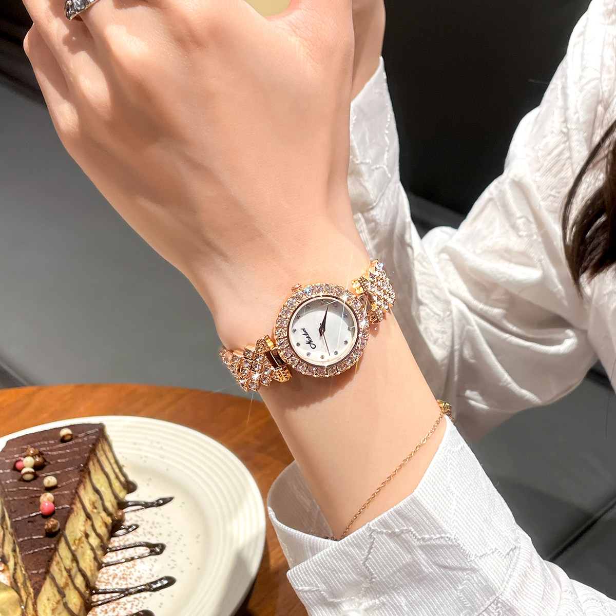 希洛欧镶钻小表盘时尚女表