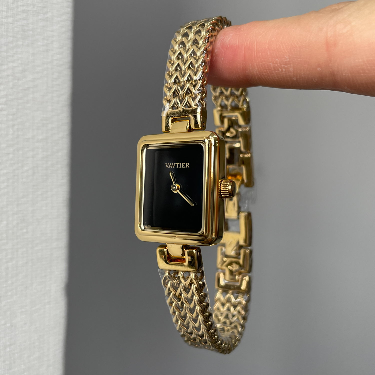 黑金小方糖手表女中古气质2025新款品牌女生女表网红爆款女生腕表