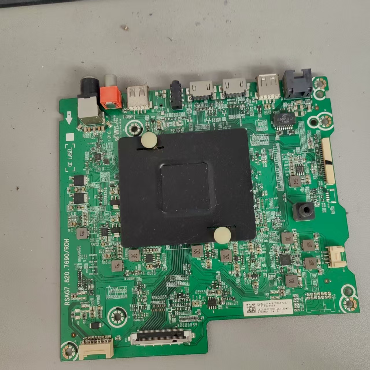 海信LED55EC720US主板 RSAG7.820.7690 屏HE550M7U52-TBL1