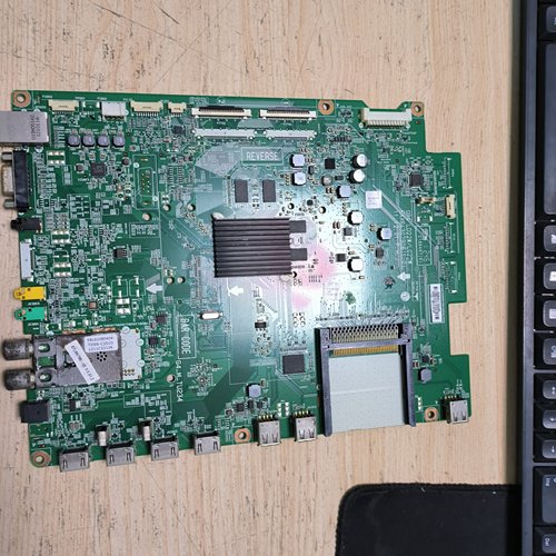 原装LG 47LM6600-CE 主板EAX64307906(1.0)配屏LC470EUG(PE)(F2)