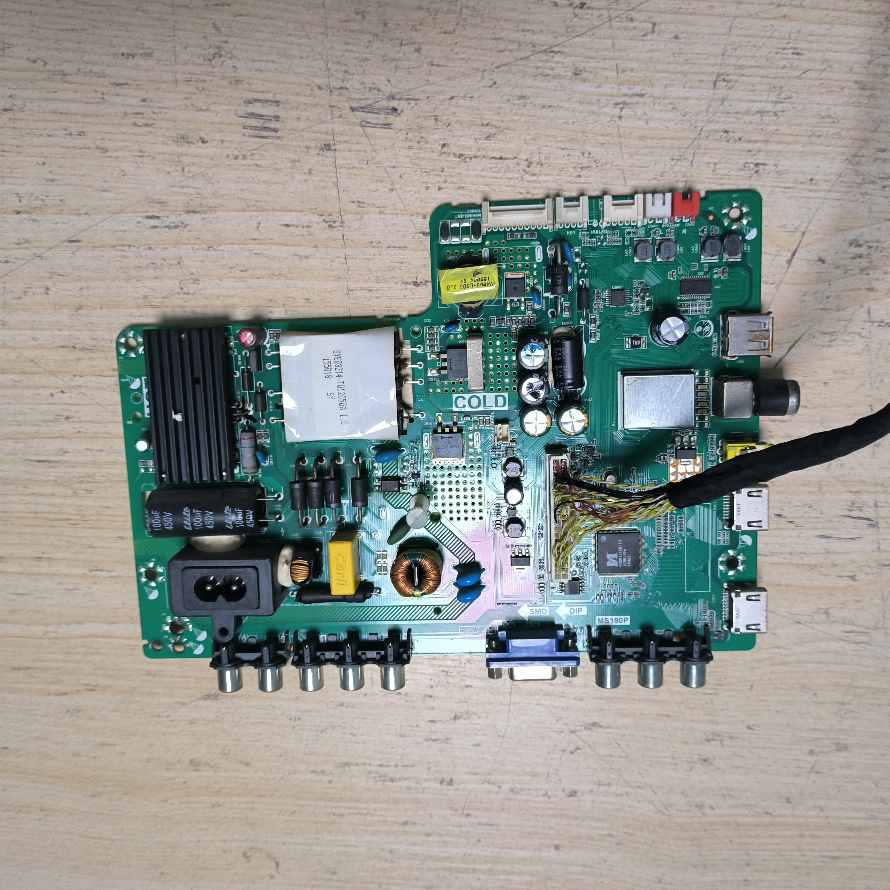 TCL L40F3303B主板 MS180P TP.VST69D.PB772 屏 LVF400SSOT-E2