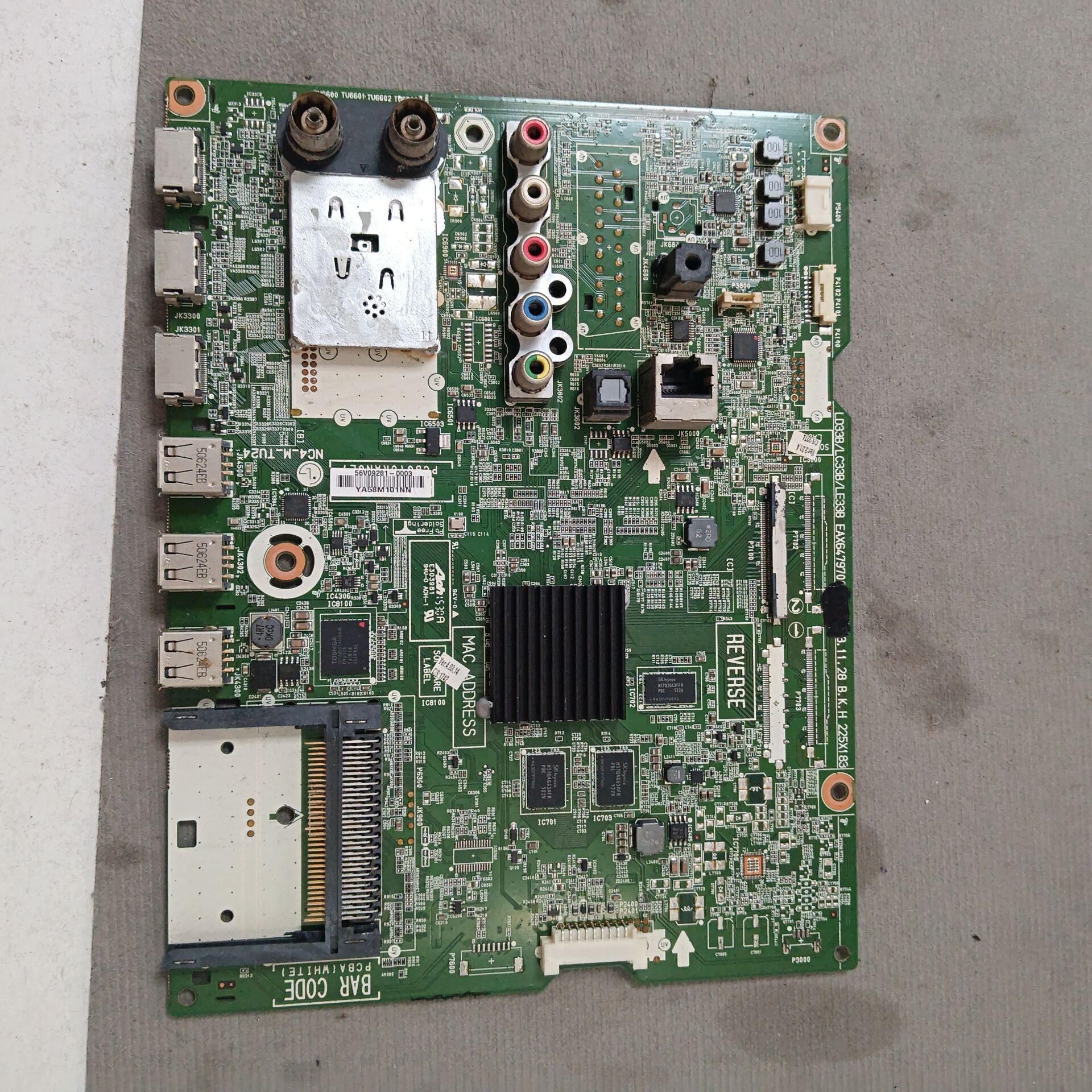 原装47LA6500-CC 42LA6500-CCEAX64797003配LC470EUG EAX6479700