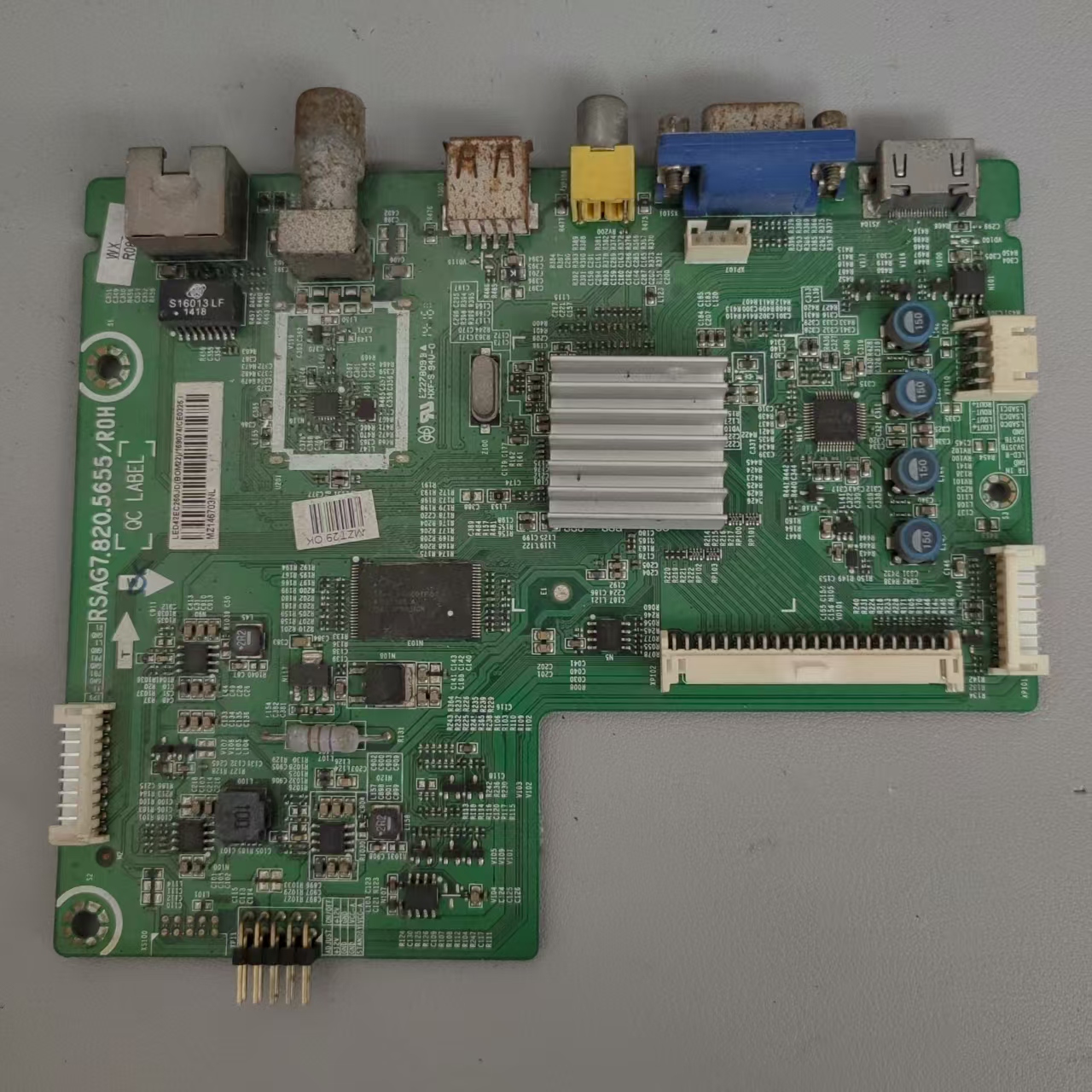 海信LED42EC260JD电视主板RSAG7.820.5655屏HD416DF-E01