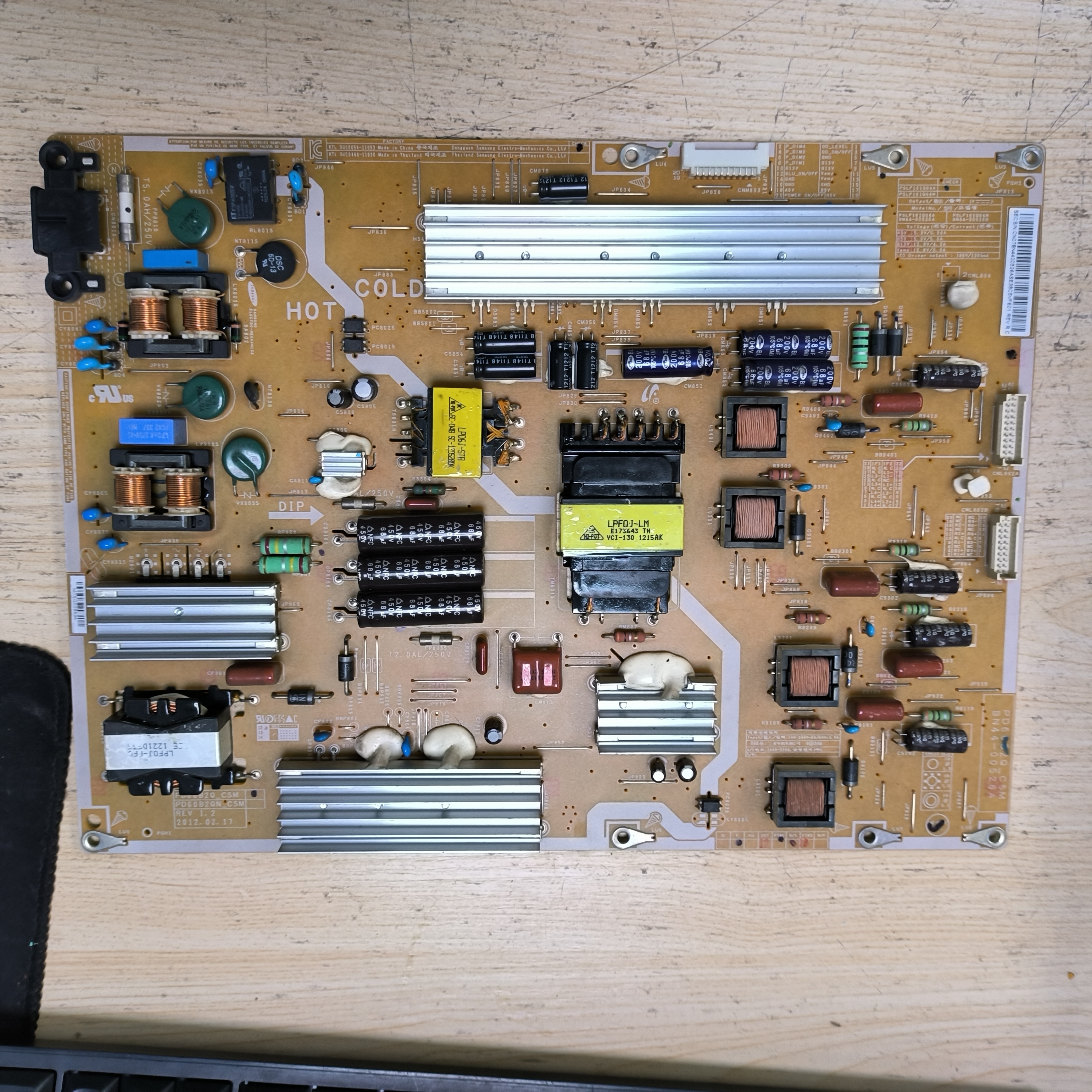 三星 UA60ES8000J 电源板 PD60B2Q-CSM BN44-00526A/C