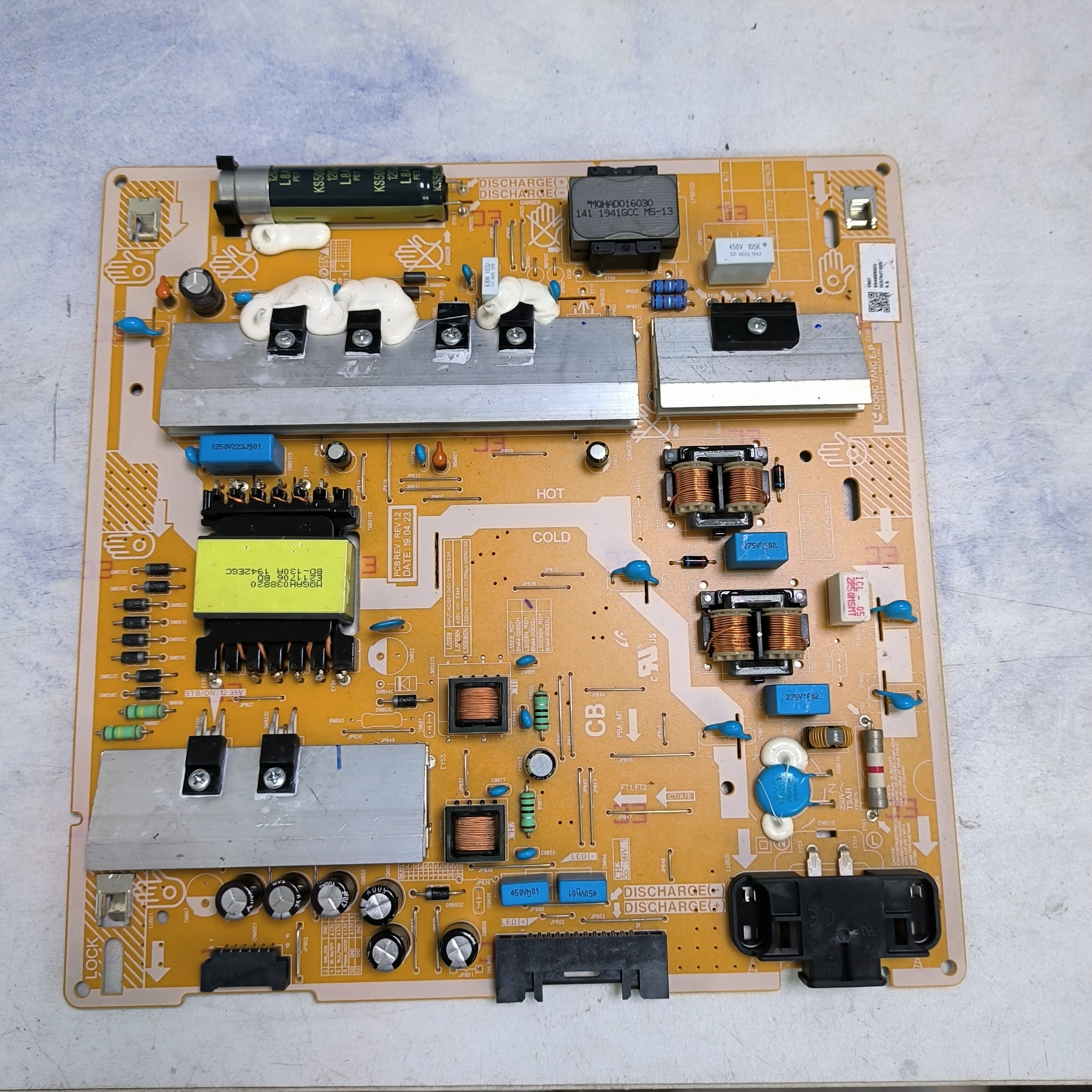 三星 UA65RUF70AJXXZ 65RU7800J电源BN44-00932J