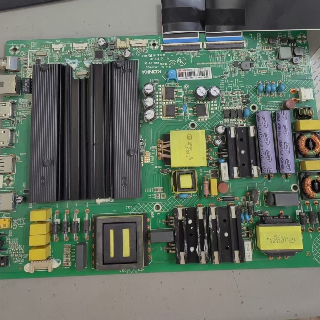 康佳LED49M1主板35023120屏1762YT 72001762YT