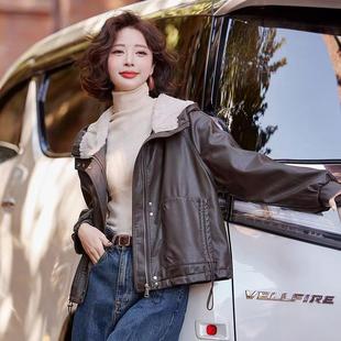 加绒加厚保暖皮衣女冬季 小个子休闲宽松皮毛一体夹克上衣连帽外套