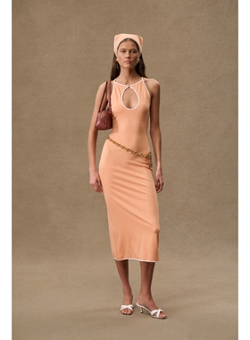 [冬季新品]Rowen Rose 裙子 桃红色REVOLVE小众