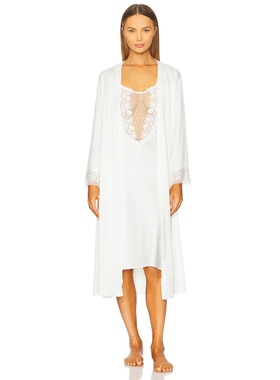 [冬季新品]Flora Nikrooz SHOWSTOPPER 长袍 白色REVOLVE小众