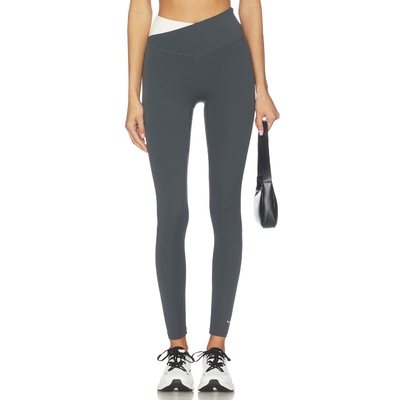 P.E Nation DISTORTION 运动胸罩美式休闲风REVOLVE小众新款