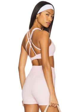 WellBeing + BeingWell MOVEWELL KIRRA 胸罩 粉色REVOLVE