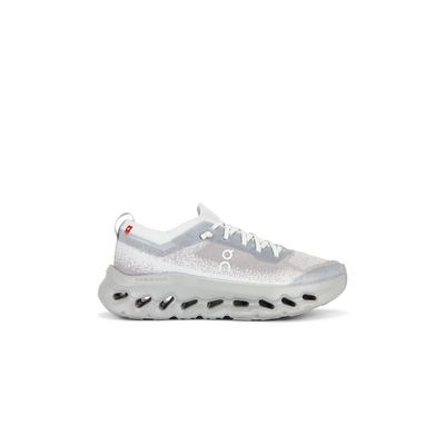 On CLOUDTILT 运动鞋 26秋冬新品 revolve小众新款