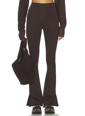 STRUT-THIS BEAU 长裤 棕色 运动复古风REVOLVE小众新款