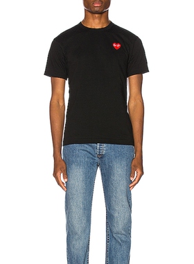 COMME des GARCONS PLAY RED CDG 川久保玲 夏季T恤REVOLVE