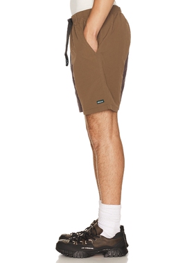 Afield Out 短裤 26春夏新品 revolve小众新款