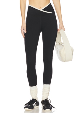 [春季新品]STRUT-THIS 及踝打底裤黑色运动复古风REVOLVE