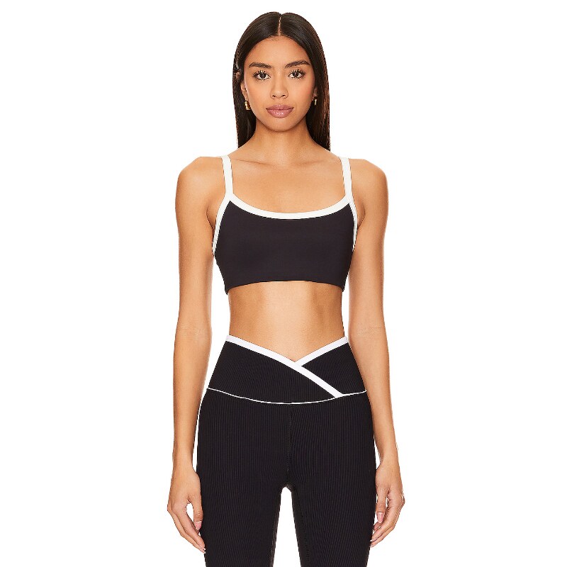 ��ɫ����ɫ XL YEAR OF OURS ����REVOLVEС���¿�