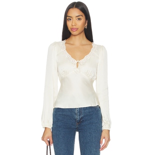 ASTR the Label ROYA长袖上装奶油色缎面修身内搭衬衫REVOLVE新款