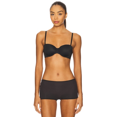 Calvin Klein Underwear CK PERFECTLY FIT 无带胸罩 黑色REVOLVE