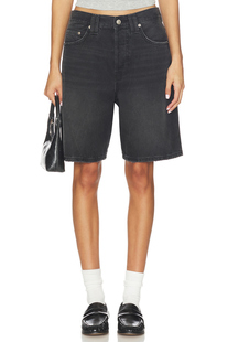 休闲黑色revolve小众新款 复古时尚 People毛边短下摆牛仔短裤 Free