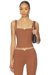 MAJORELLE 上装 巧克力色revolve小众新款