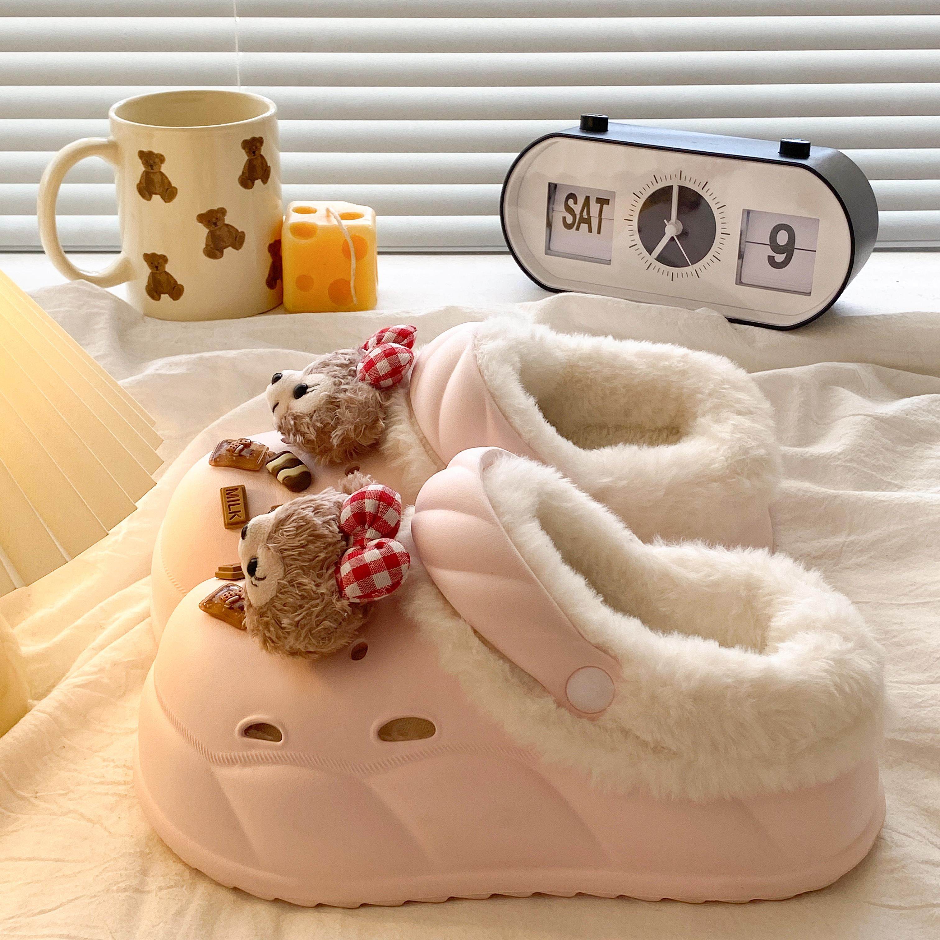 冬季厚底加绒保暖踩屎感毛毛鞋学生室内居家半包跟防滑棉拖鞋女款