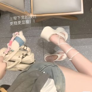 厚底7cm人字拖鞋女款增高夏季外穿EVA新款凉鞋踩屎感夹角凉拖女士