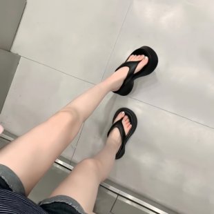 7cm厚底人字拖鞋女款夏季外穿增高EVA新款沙滩踩屎感夹角凉拖女士