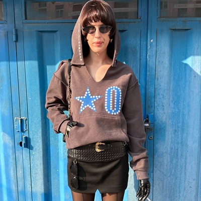 X@LWORCLO印花手工珠片连帽卫衣