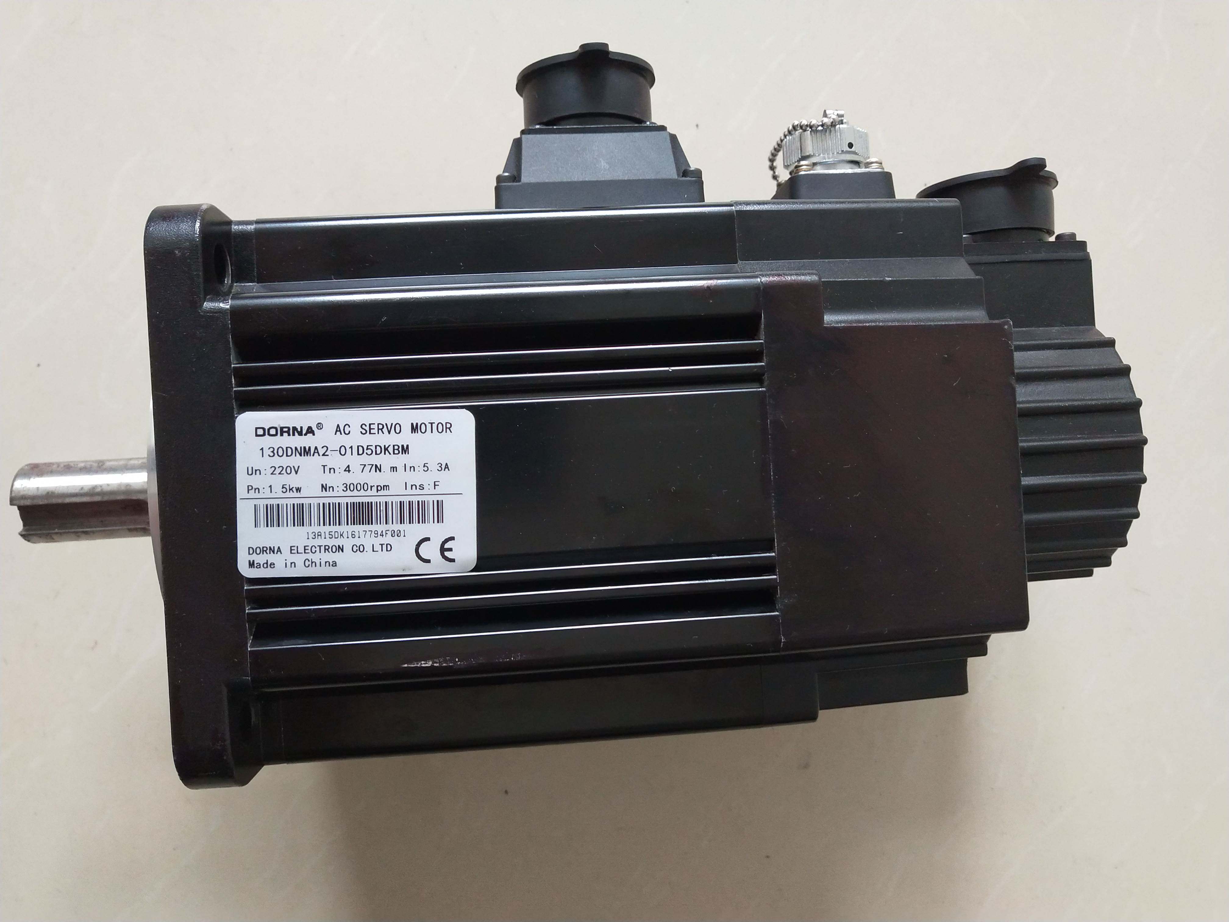 *130dnma2-01d5dkbm东菱1.5kw 5对极带刹车伺服电机9成新