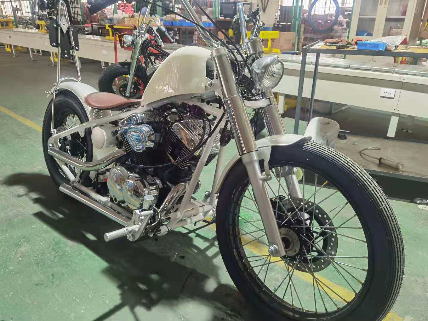 布沃克钜云jy250-2c入门硬尾版液压减震摩托车机车可上牌