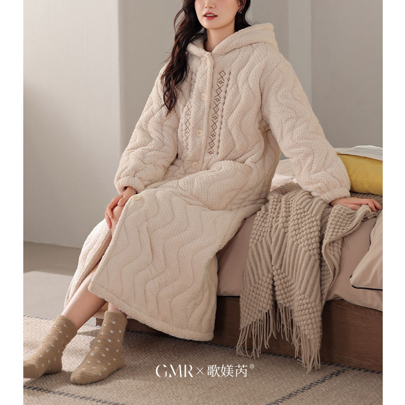 2024冬季加厚夹棉睡裙女保暖连帽