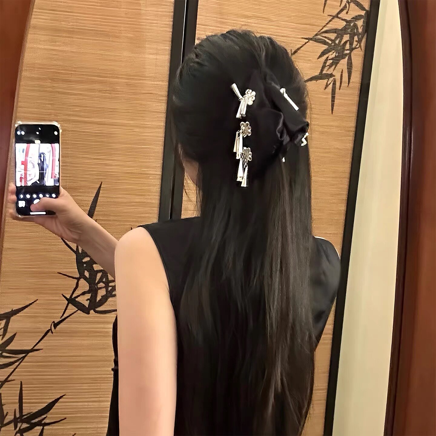 复古黑色民族风流苏抓夹女!