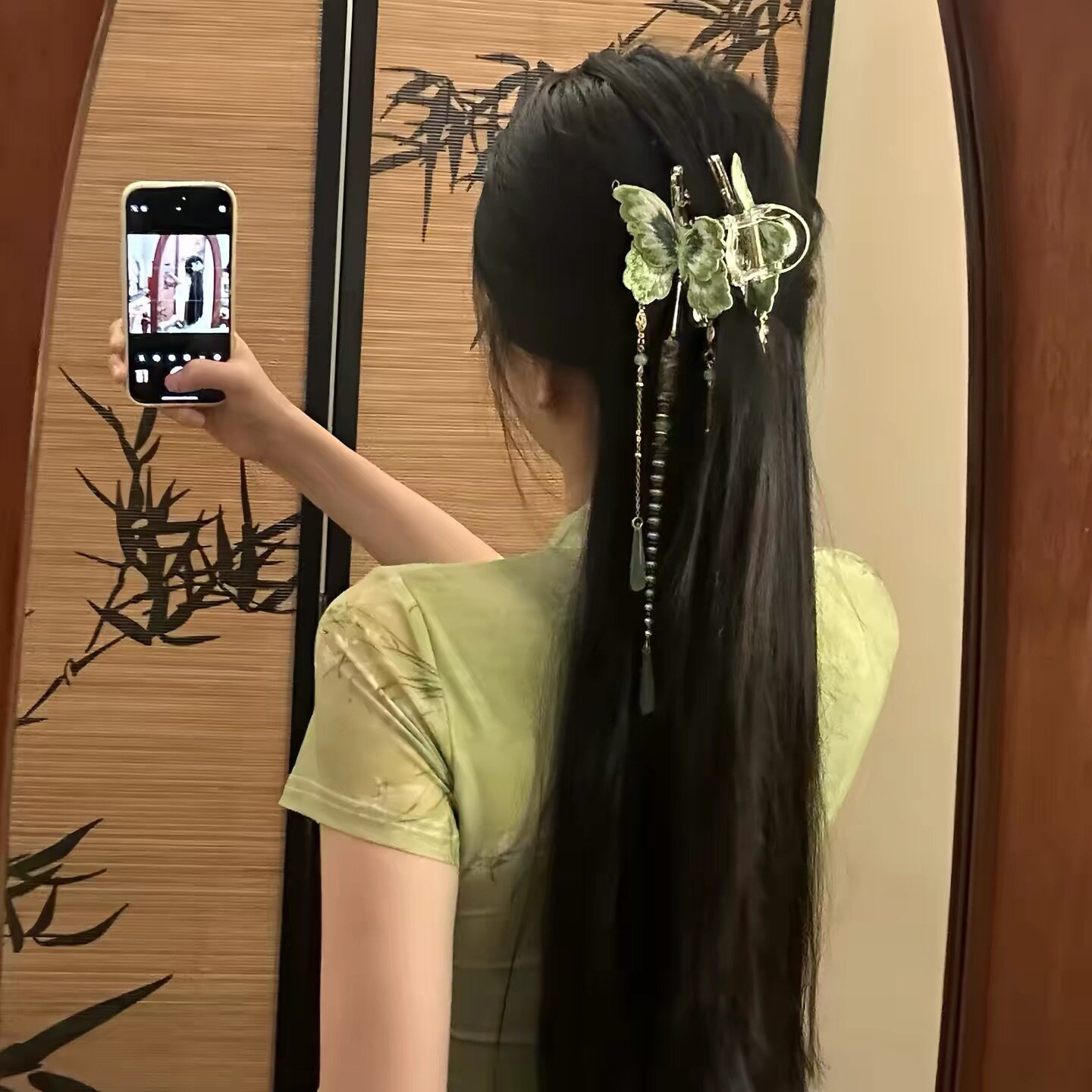 森系绿色蝴蝶流苏抓夹女新中式